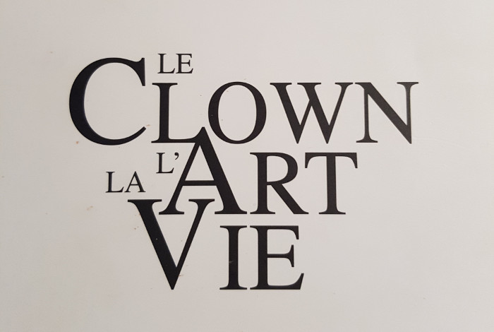 « Le Clown L'Art La Vie », Michel Dallaire, septembre 2015, 192&nbsp;p. Auto-édition.